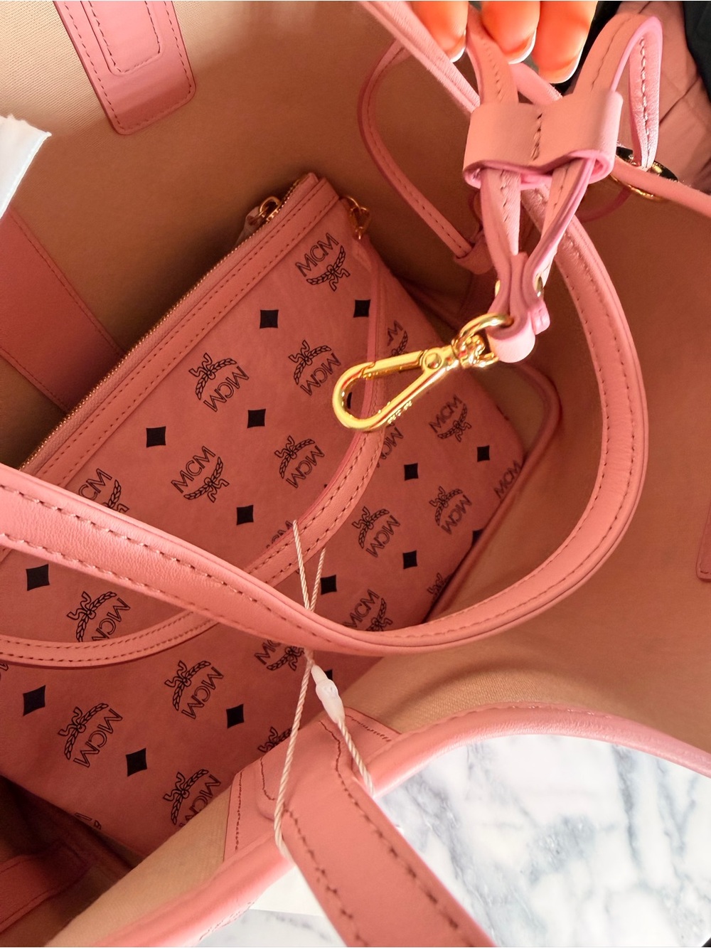 MCM Liz Shopper In Visetos pink TOTE - Picture 11 of 15